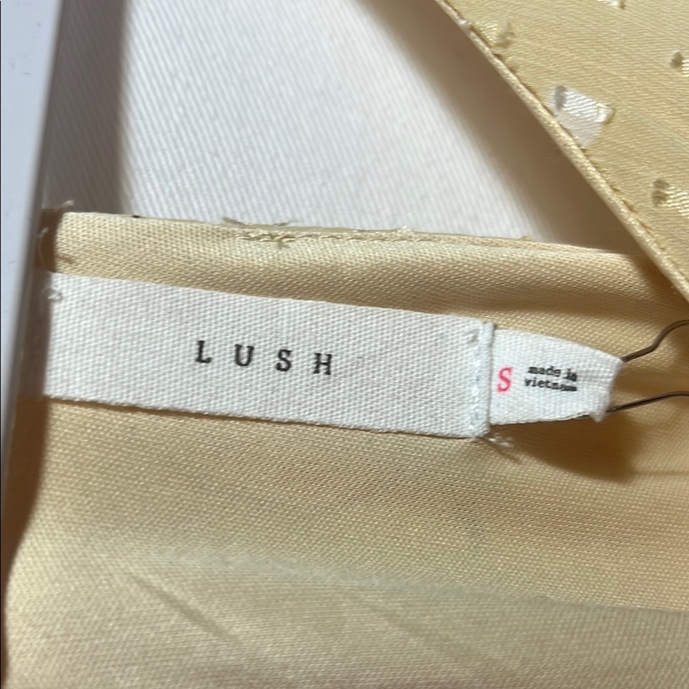 Lush Cream Sundress with Floral Pattern - Picture 2 of 5